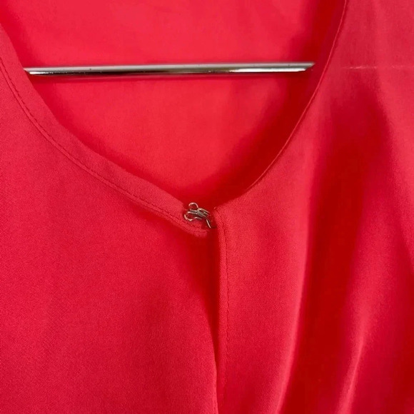 L'AGENCE Silk Long Sleeve Blouse - Picture 11 of 11